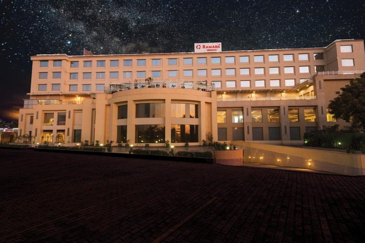 Ramada Neemrana Hotel Buitenkant foto