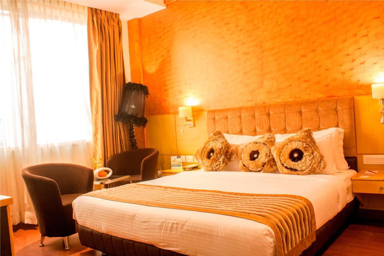Ramada Neemrana Hotel Buitenkant foto